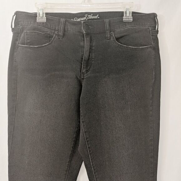 Universal Thread Black Denim Jeans 12/31L - Picture 3 of 6